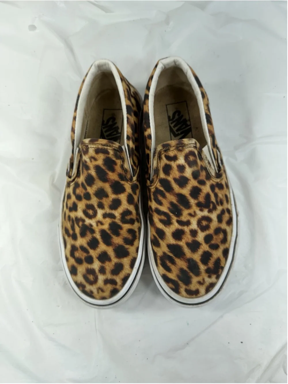 Vans Slip On Leopard Womens Size 7 Animal Print Shoes Skateboarding Casual